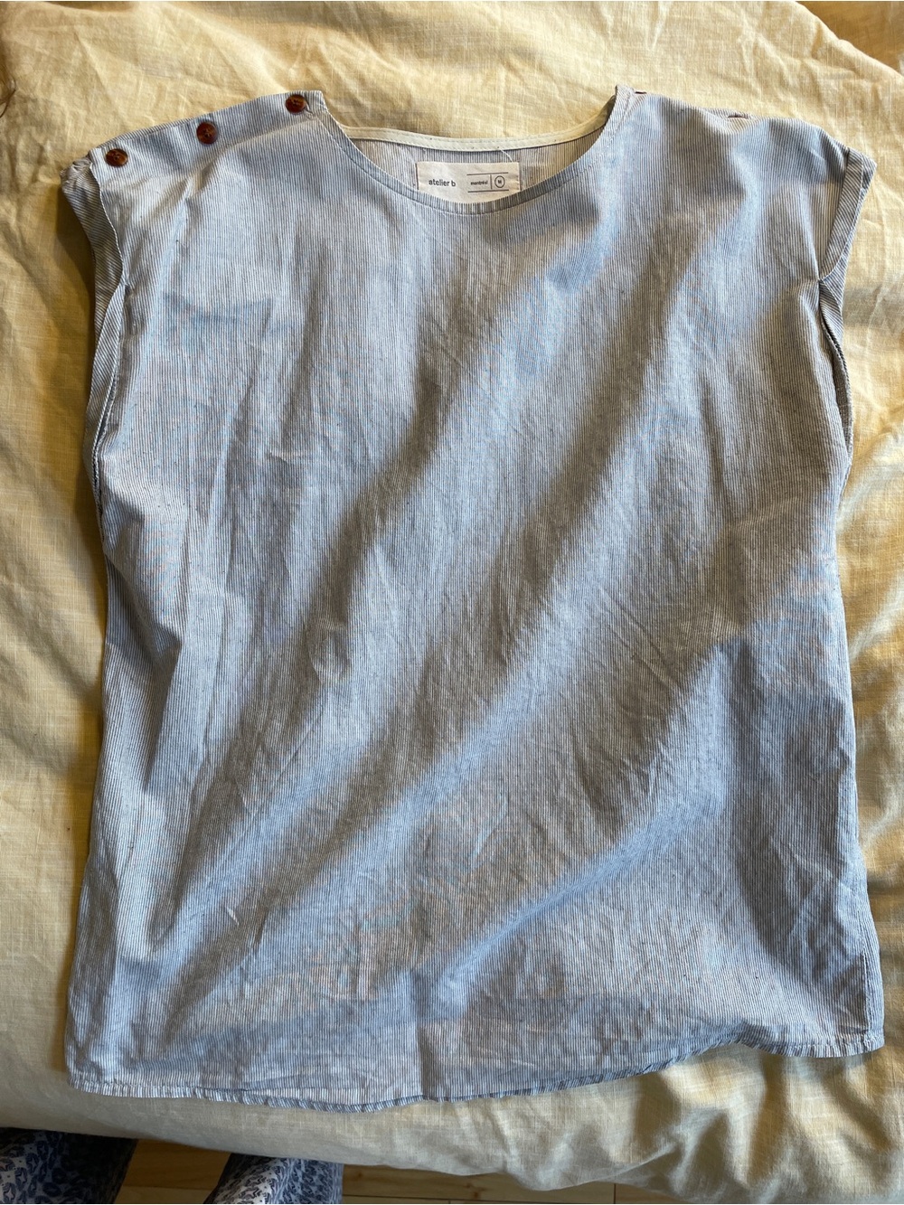 Casual Light Blue Short Sleeve Tee with Button Shoulder